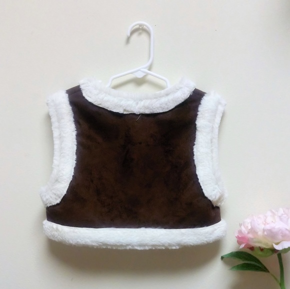 Gymboree Girls Brown Suede Vest / Ivory Faux Fur ♥ - Picture 2 of 3